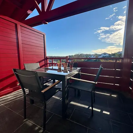 Ahetze, 3 Pieces Lumineux Avec Terrasse & Parking *