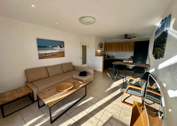 Ahetze, 3 Pieces Lumineux Avec Terrasse & Parking *