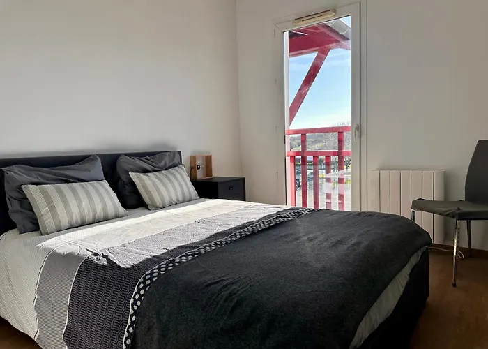 Apartment Ahetze, 3 Pieces Lumineux Avec Terrasse & Parking *